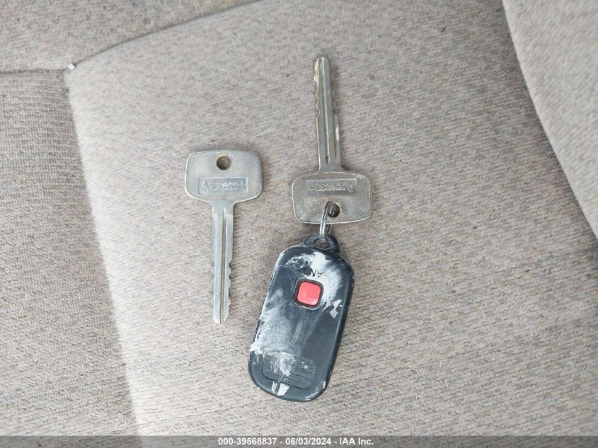 2000 Toyota Camry Le V6 VIN: JT2BF22K1Y0283837 Lot: 39568837