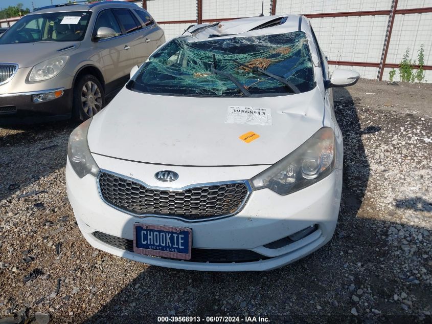 2016 Kia Forte Ex VIN: KNAFX5A81G5607364 Lot: 39568913