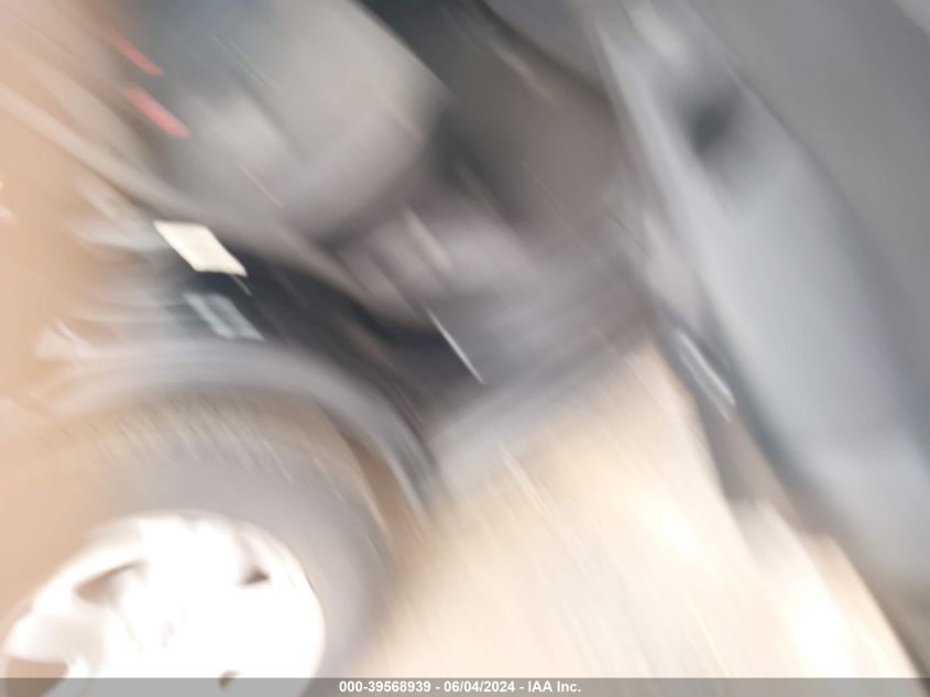 2015 Honda Cr-V Lx VIN: 2HKRM3H38FH501872 Lot: 39568939