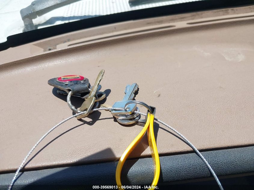 1988 Ford F150 VIN: 1FTEF15Y9JLA01172 Lot: 39569013