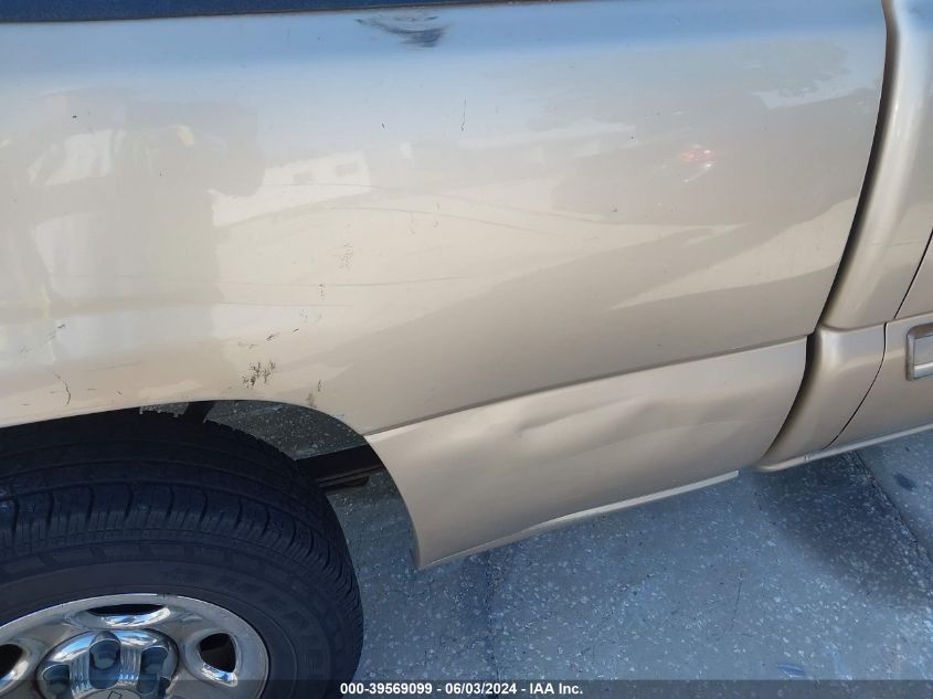 2004 Chevrolet Silverado 1500 Ls VIN: 2GCEC19V841137778 Lot: 39569099