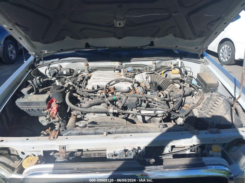 2002 Nissan Pathfinder Le/Se VIN: JN8DR09Y82W721574 Lot: 39569120