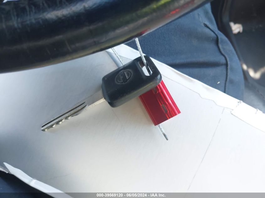 2002 Nissan Pathfinder Le/Se VIN: JN8DR09Y82W721574 Lot: 39569120