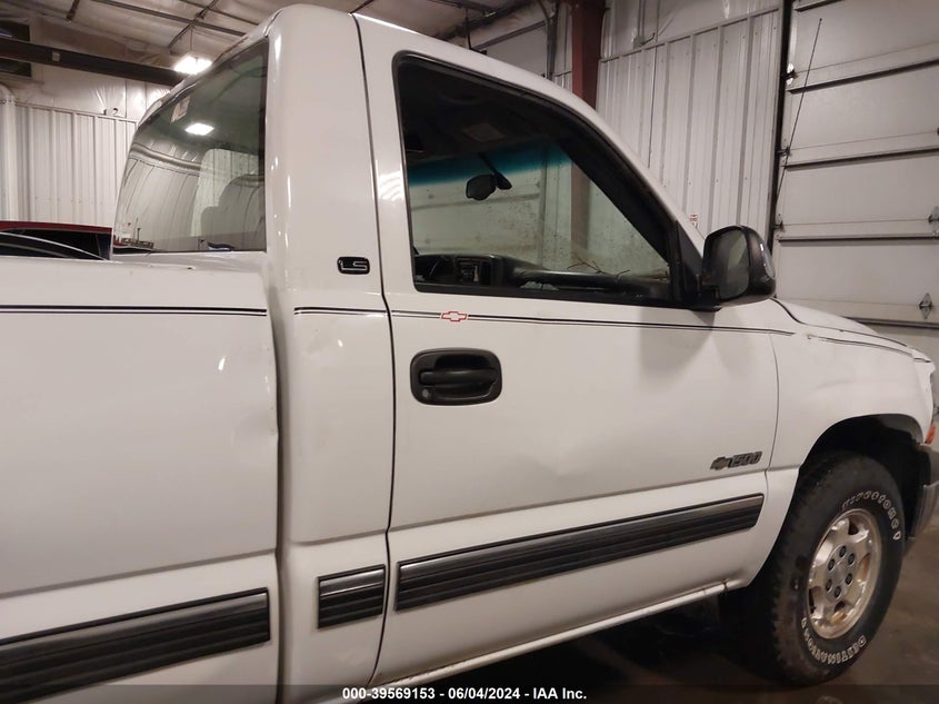2002 Chevrolet Silverado 1500 Ls VIN: 1GCEK14TX2Z237023 Lot: 39569153