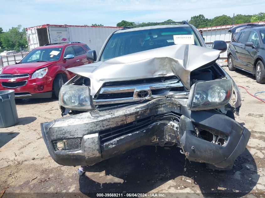 2004 Toyota 4Runner Sr5 V8 VIN: JTEBT14R740033724 Lot: 39569211