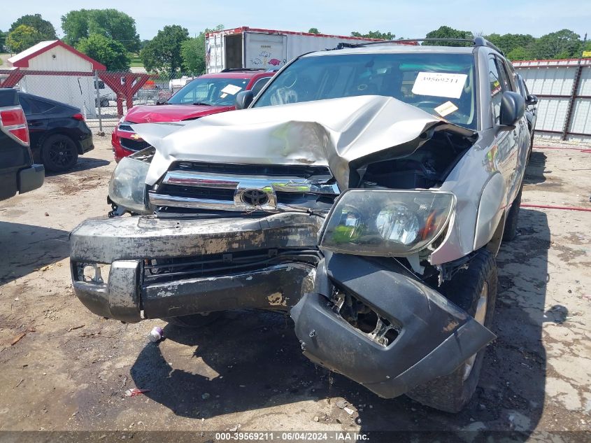 2004 Toyota 4Runner Sr5 V8 VIN: JTEBT14R740033724 Lot: 39569211