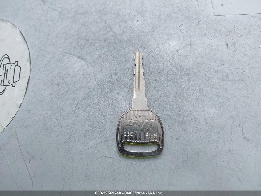 2000 Chevrolet Silverado 1500 VIN: 2GCEC19V2Y1191826 Lot: 39569240