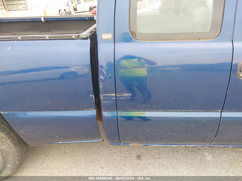 2000 Chevrolet Silverado 1500 VIN: 2GCEC19V2Y1191826 Lot: 39569240