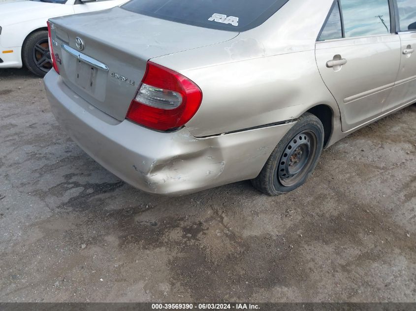 2004 Toyota Camry Le VIN: 4T1BE32K24U325172 Lot: 39569390