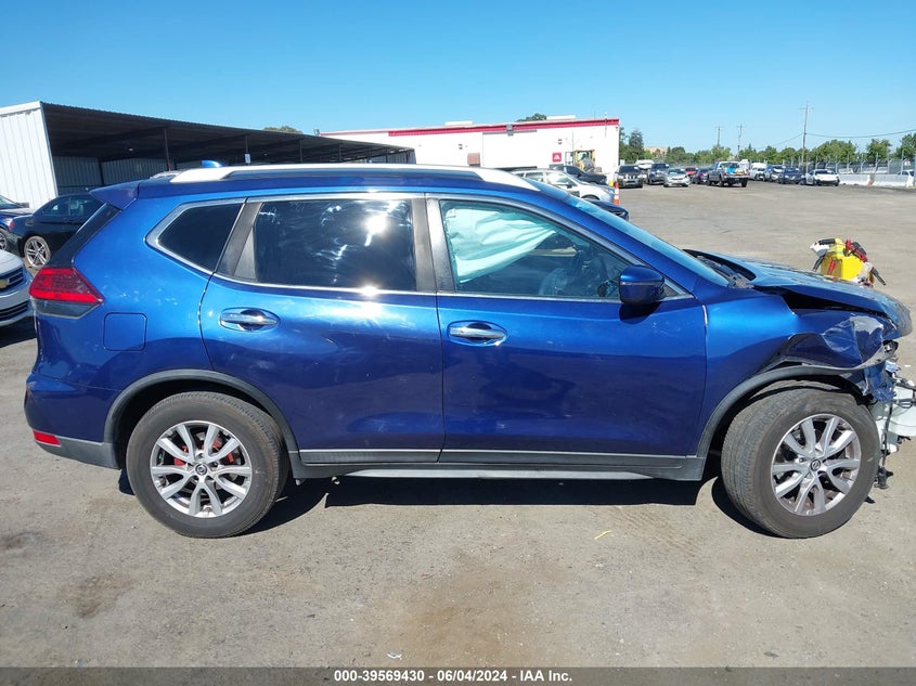 2017 Nissan Rogue Sv VIN: KNMAT2MT4HP542863 Lot: 39569430