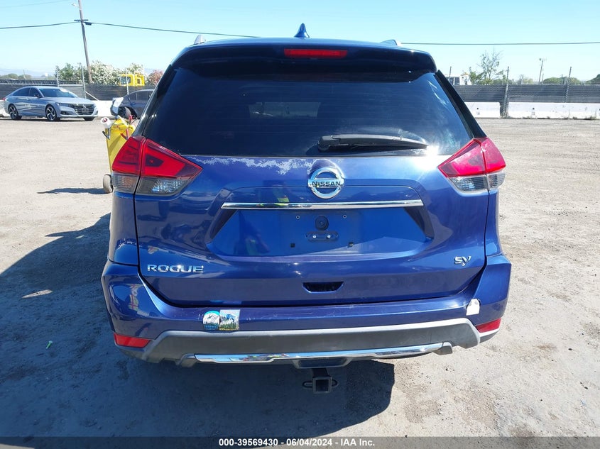 2017 Nissan Rogue Sv VIN: KNMAT2MT4HP542863 Lot: 39569430
