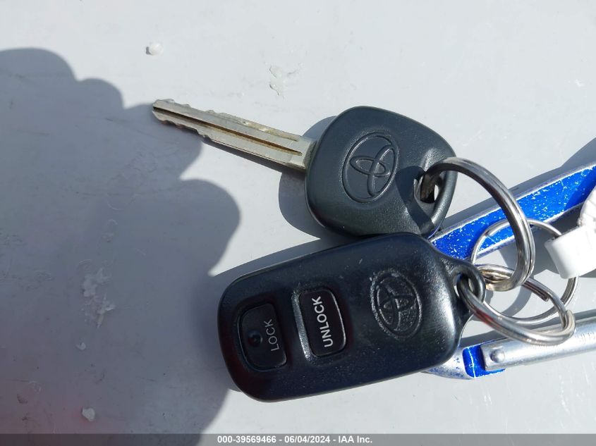 2005 Toyota Highlander Limited V6/V6 VIN: JTEGP21A050043320 Lot: 39569466