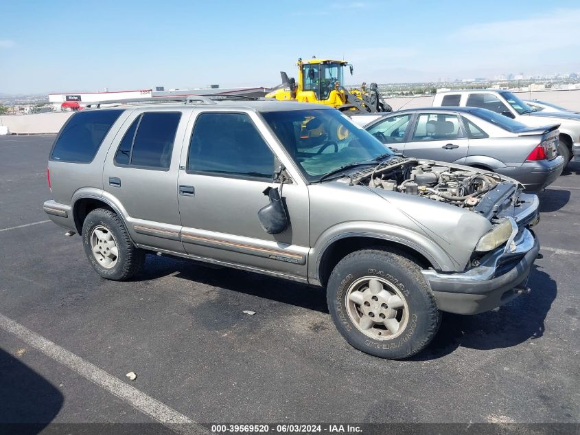 1998 Chevrolet Blazer Ls VIN: 1GNDT13WXW2180610 Lot: 39569520