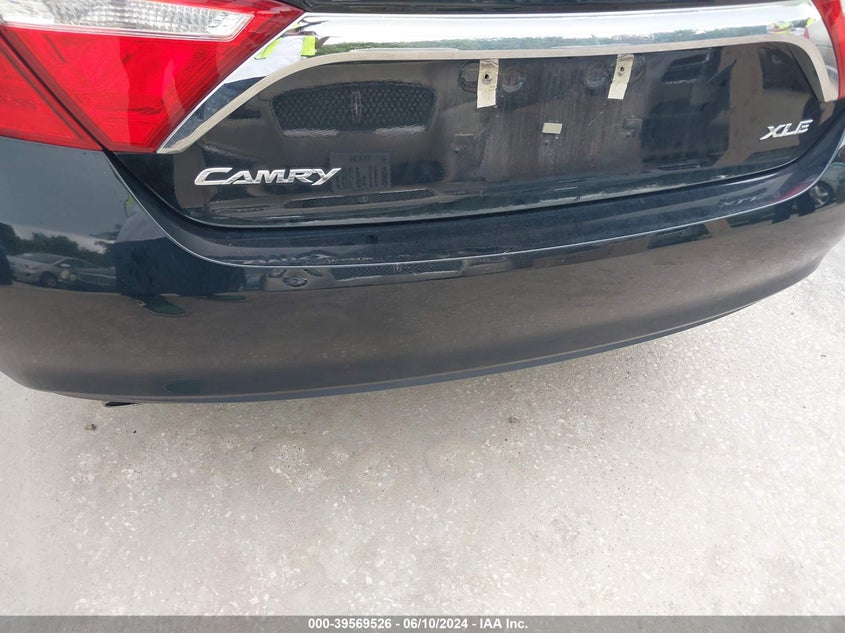 2016 Toyota Camry Xle V6 VIN: 4T1BK1FK2GU573319 Lot: 39569526