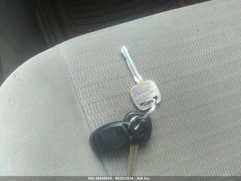 2005 Toyota Camry Le V6 VIN: 4T1BF32K15U591250 Lot: 39569555