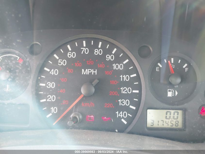 2005 Ford Focus Zx4 VIN: 1FAFP34N35W252011 Lot: 39569563