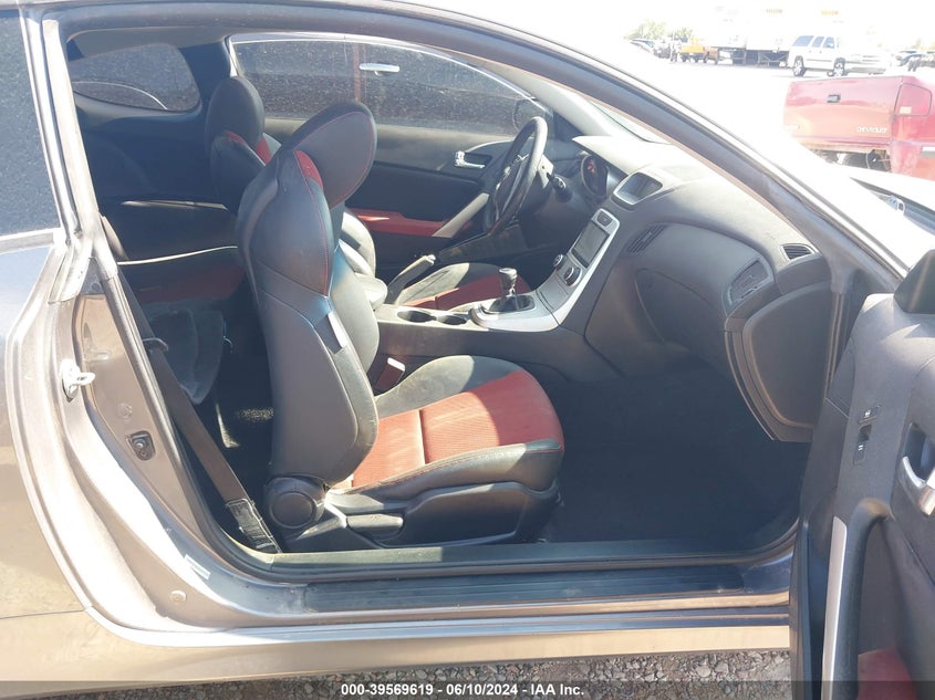 2010 Hyundai Genesis 2.0T Track VIN: KMHHT6KD8AU041334 Lot: 39569619