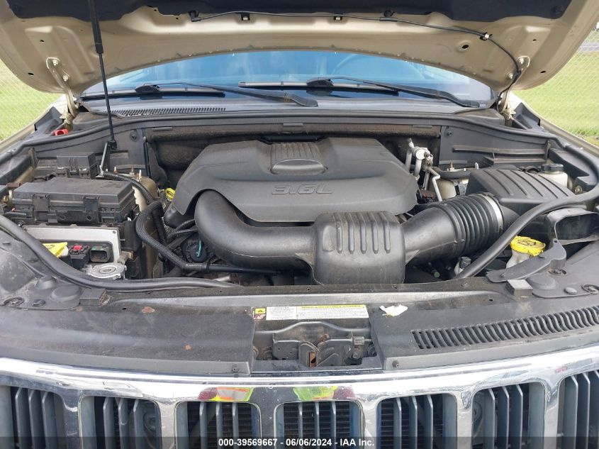 2011 Jeep Grand Cherokee Laredo VIN: 1J4RR4GGXBC576858 Lot: 39569667