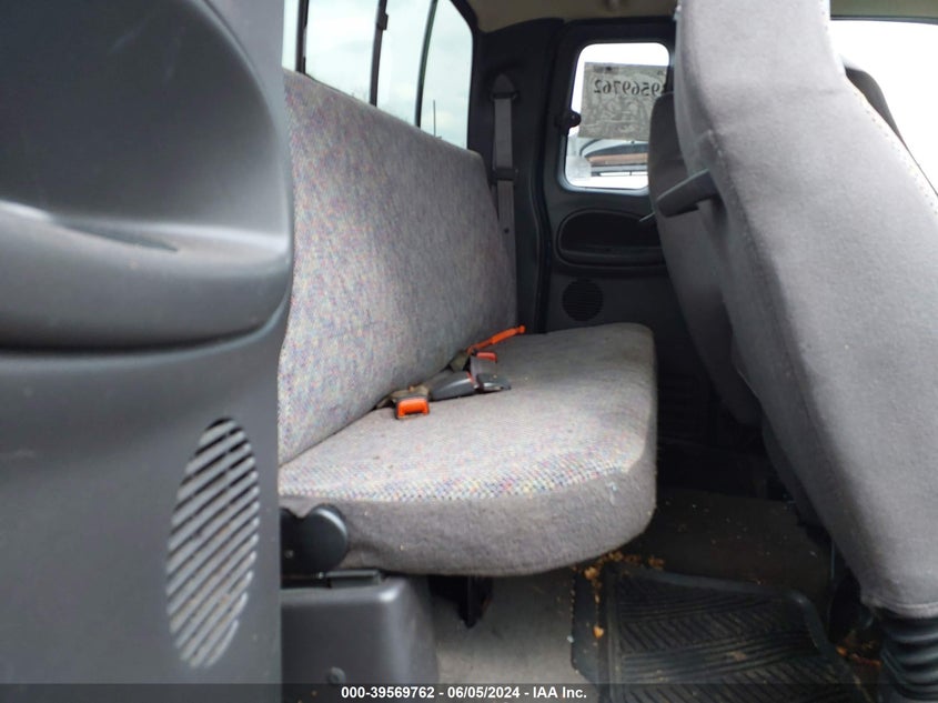 2001 Dodge Ram 1500 St VIN: 1B7HF13Y41J293972 Lot: 39569762