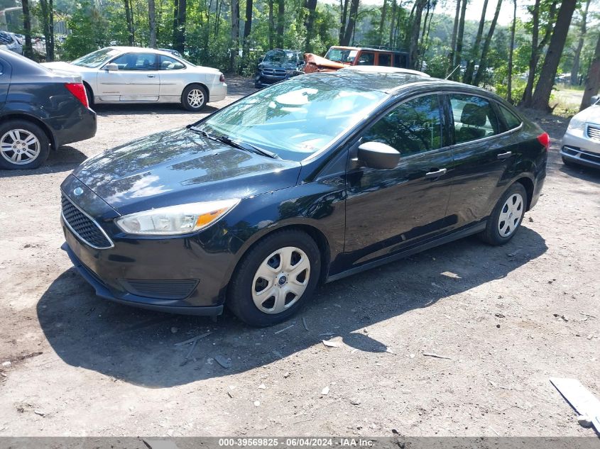 2017 Ford Focus S VIN: 1FADP3E20HL252596 Lot: 39569825