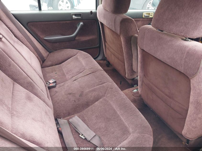 1992 Honda Accord Lx/Ex VIN: JHMCB7657NC065337 Lot: 39569911