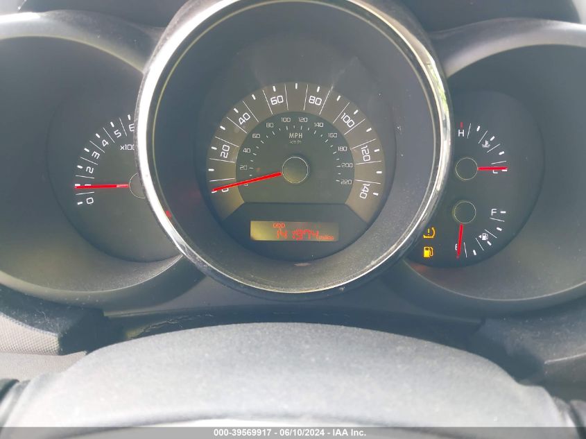 2011 Kia Soul + VIN: KNDJT2A25B7707080 Lot: 39569917