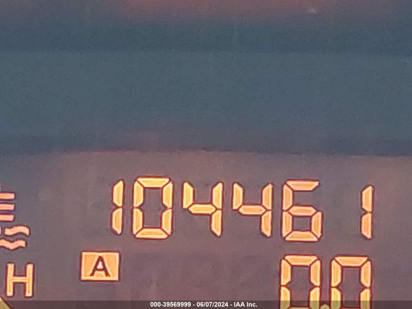 2011 Nissan Cube 1.8Sl VIN: JN8AZ2KR1BT202627 Lot: 39569999