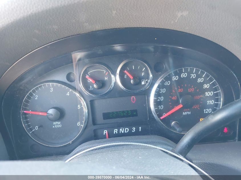 2005 Ford Freestar Sel VIN: 2FMZA52295BA92338 Lot: 39570000