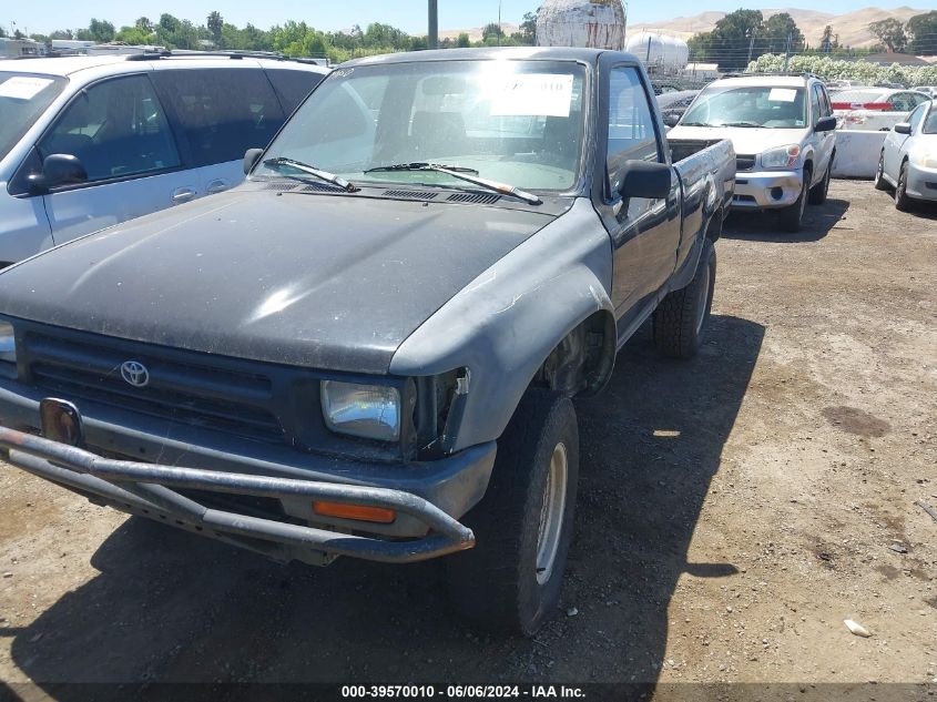 1992 Toyota Pickup 1/2 Ton Short Whlbase Stb VIN: 4TARN81AONZO33187 Lot: 39570010