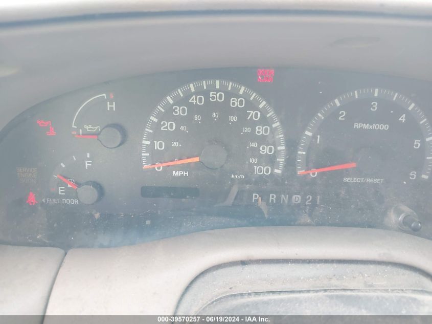 2000 Ford F-150 Work Series/Xl/Xlt VIN: 1FTZX1725YNB29687 Lot: 39570257