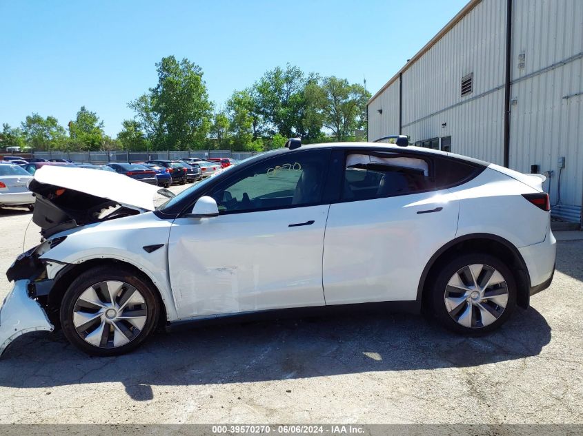 2021 Tesla Model Y Long Range Dual Motor All-Wheel Drive VIN: 5YJYGDEE7MF279867 Lot: 39570270