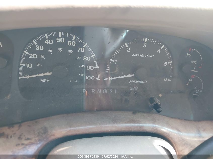 2002 Lincoln Navigator VIN: 5LMEU27R12LJ16246 Lot: 39570430