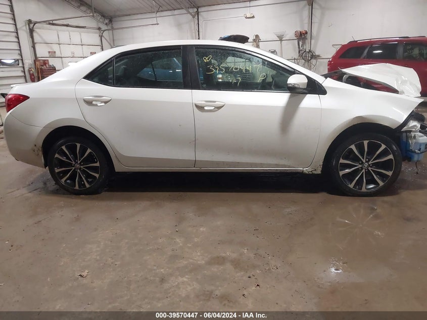 2017 Toyota Corolla Se VIN: 5YFBURHE4HP652932 Lot: 39570447