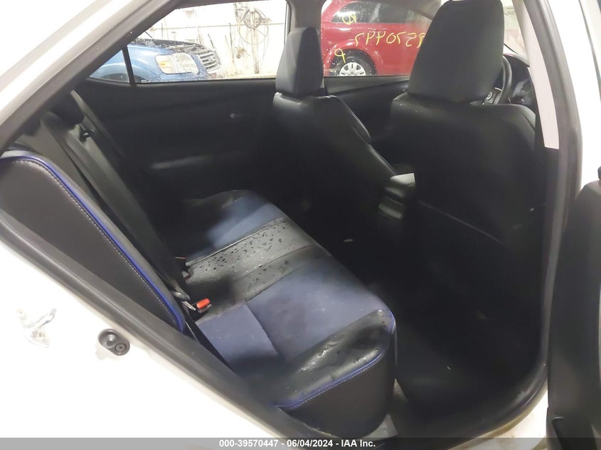 2017 Toyota Corolla Se VIN: 5YFBURHE4HP652932 Lot: 39570447