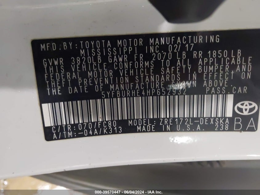 2017 Toyota Corolla Se VIN: 5YFBURHE4HP652932 Lot: 39570447