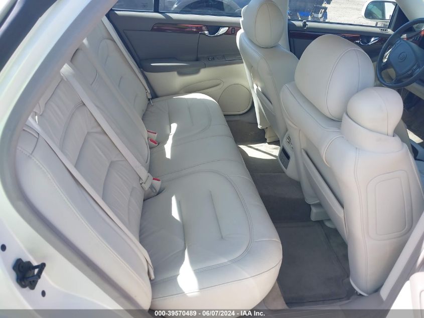 2003 Cadillac Deville Standard VIN: 1G6KD54Y03U181661 Lot: 39570489