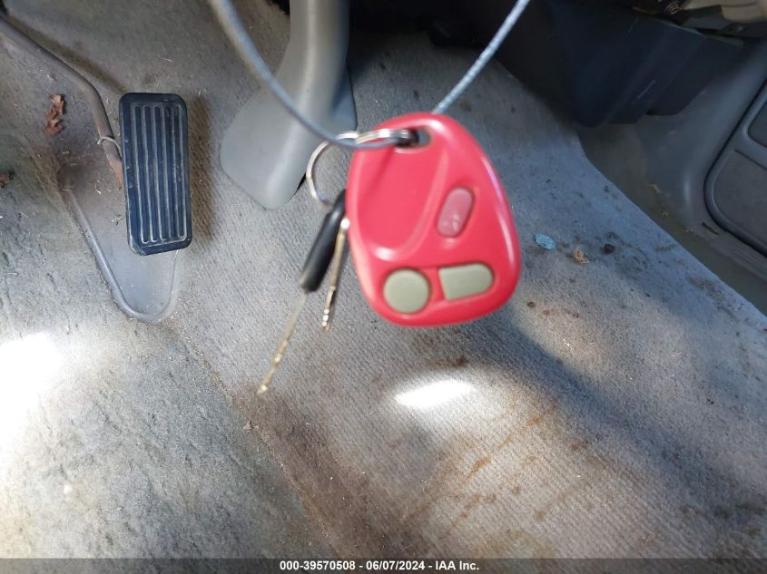 2000 GMC Sierra 1500 Sle VIN: 1GTEK19V0YE212092 Lot: 39570508