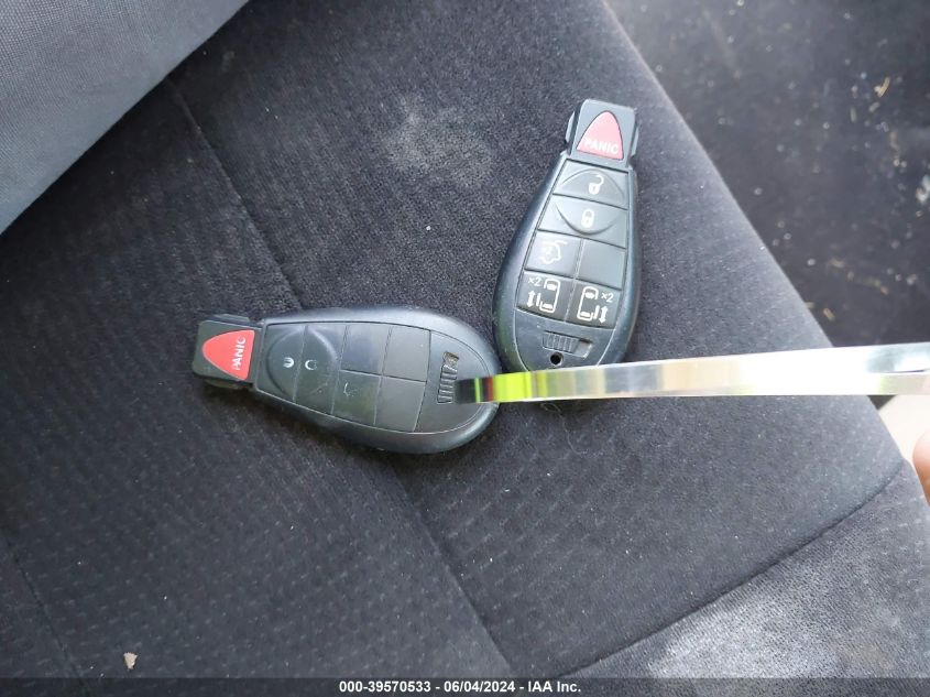 2011 Chrysler Town & Country Touring VIN: 2A4RR5DG2BR746986 Lot: 39570533