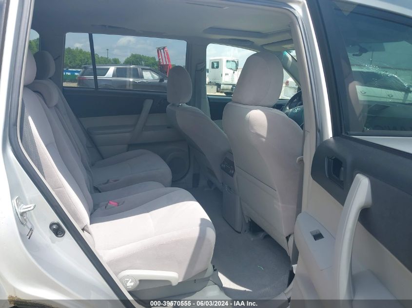 2009 Toyota Highlander VIN: JTEDS41A392082801 Lot: 39570555