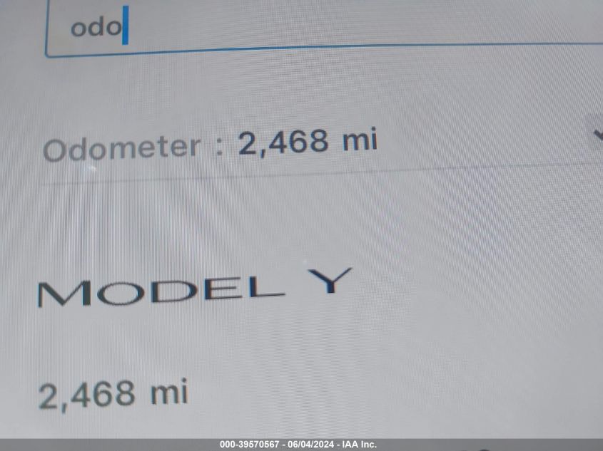 2024 Tesla Model Y Rwd VIN: 7SAYGDED7RF038232 Lot: 39570567