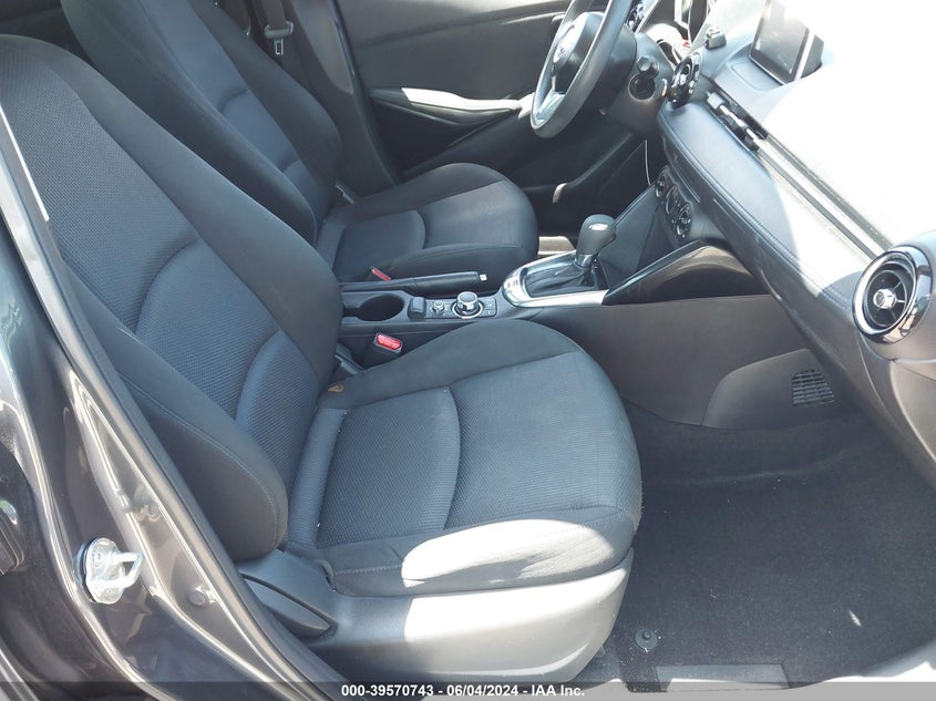 2016 Scion Ia VIN: 3MYDLBZV2GY139292 Lot: 39570743