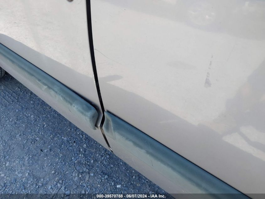 2000 Jeep Cherokee Sport VIN: 1J4FF48S6YL256086 Lot: 39570788