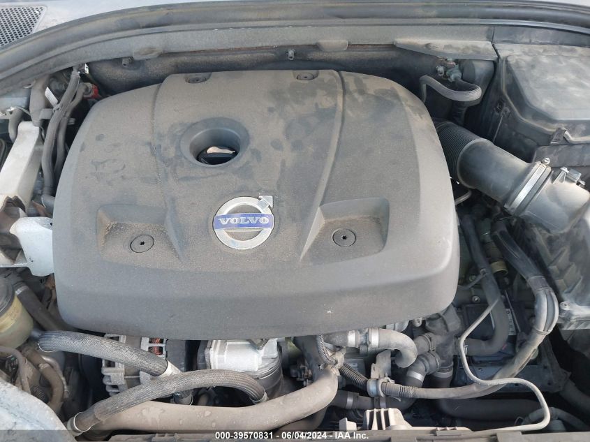 2015 Volvo Xc60 T5 Platinum VIN: YV440MDM6F2677943 Lot: 39570831