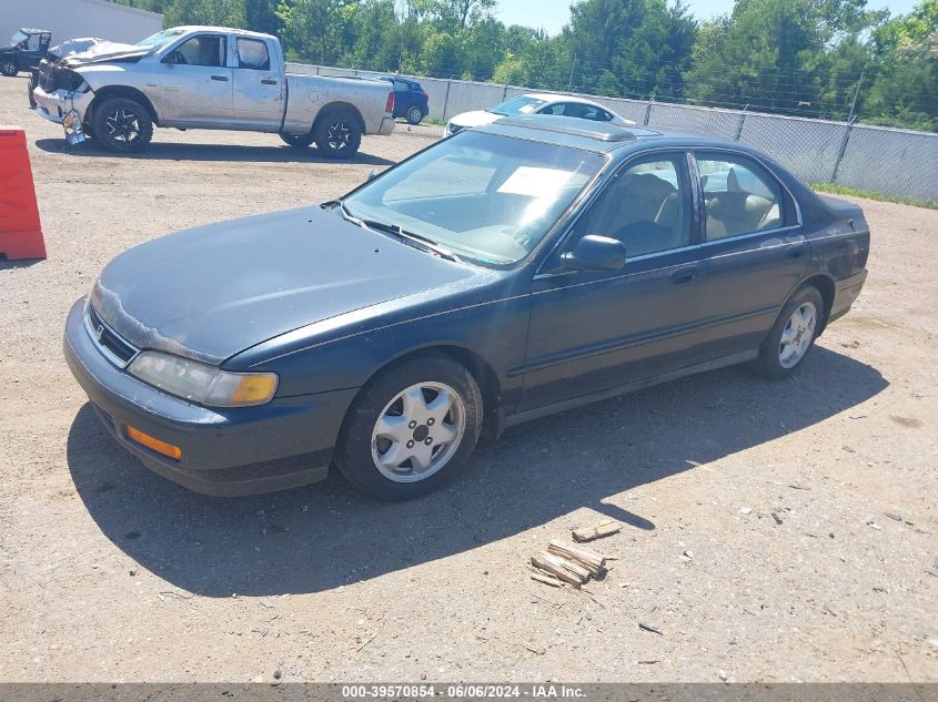 1995 Honda Accord Ex VIN: 1HGCE6662SA011383 Lot: 39570854