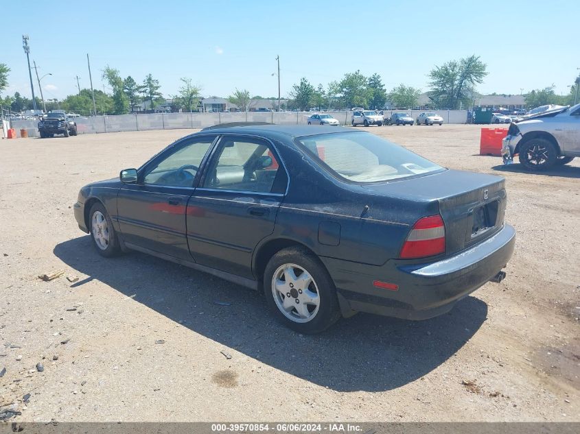 1995 Honda Accord Ex VIN: 1HGCE6662SA011383 Lot: 39570854