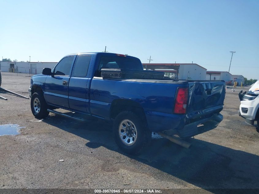 2003 Chevrolet Silverado 1500 Ls VIN: 2GCEC19V331114598 Lot: 39570945