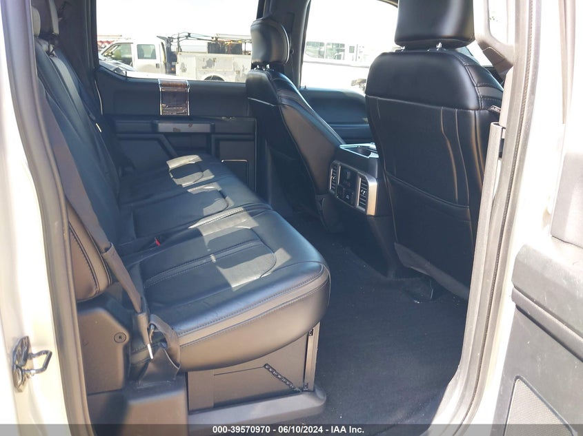 2017 Ford F-250 Platinum VIN: 1FT7W2BT8HEE17106 Lot: 39570970