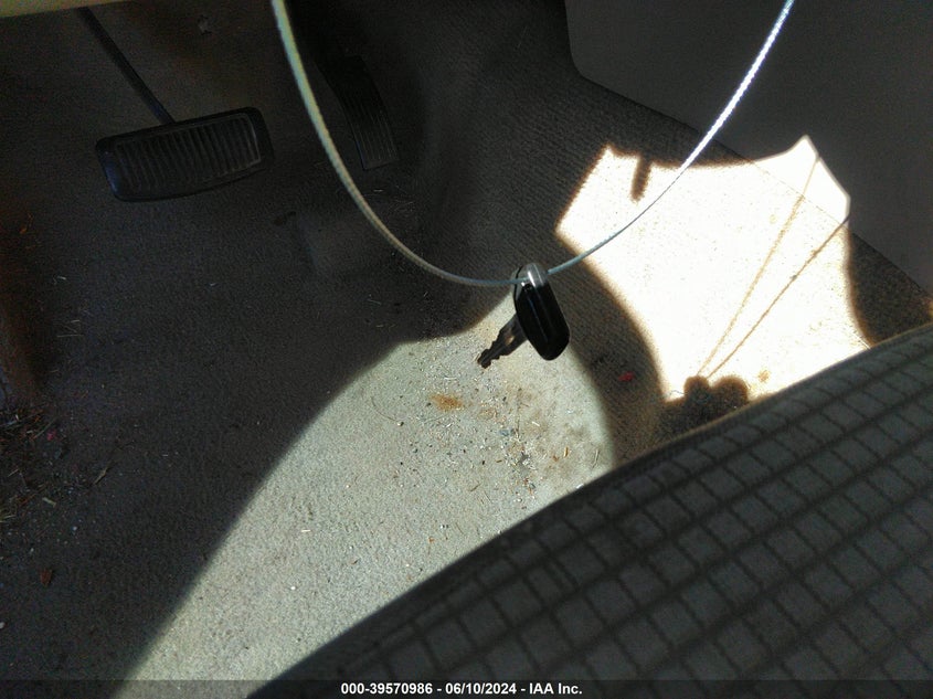 2009 Kia Sorento Lx VIN: KNDJD73579589241 Lot: 39570986