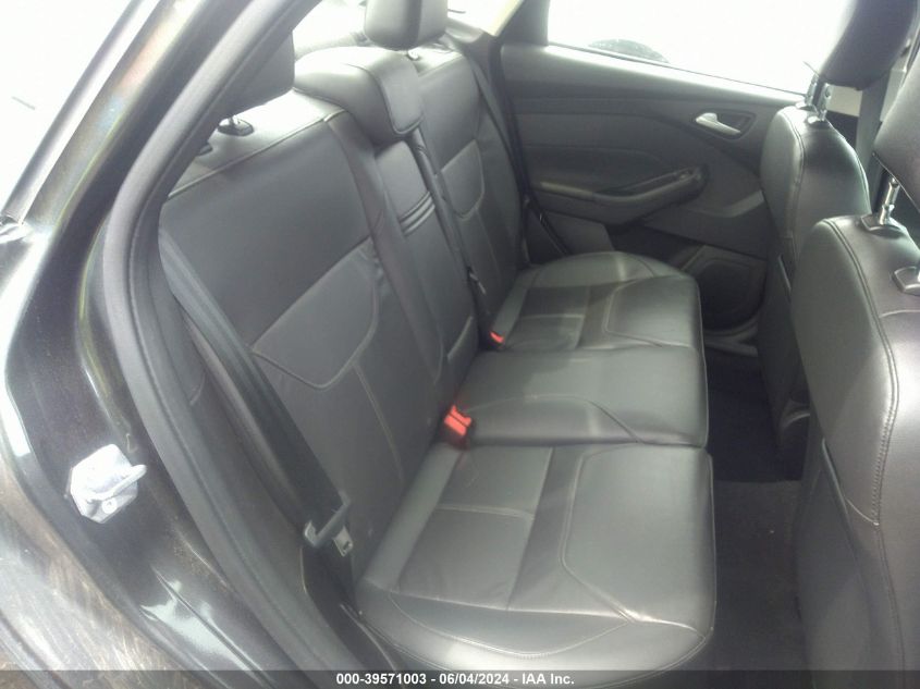 2015 Ford Focus Se VIN: 1FADP3F28FL268699 Lot: 39571003