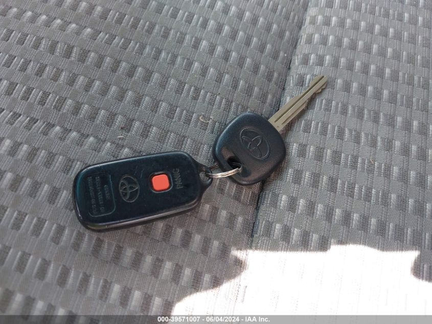 2007 Toyota 4Runner Sr5 V8 VIN: JTEBT14R470067561 Lot: 39571007